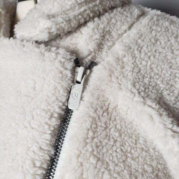 Lululemon Textured Fleece Collared Jacket in Bone Asymmetrical Zip Front S/M - Picture 6 of 12